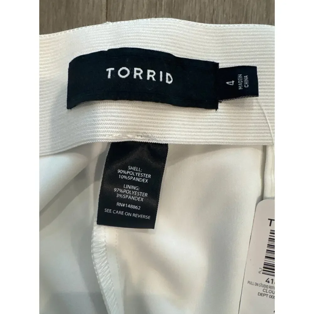Torrid Refined Crepe Pull on Asymmetrical Skort in Cloud Dancer Women's Sz 4 - Picture 6 of 9